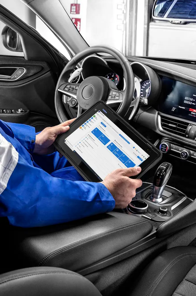 TEXA-AXONE_VOICE-IDC6_meccanico_Autodiagnosi-copia.webp